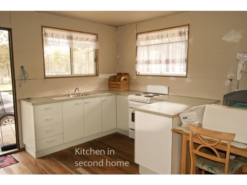 256 J Hunters Road, Ballogie QLD 4610