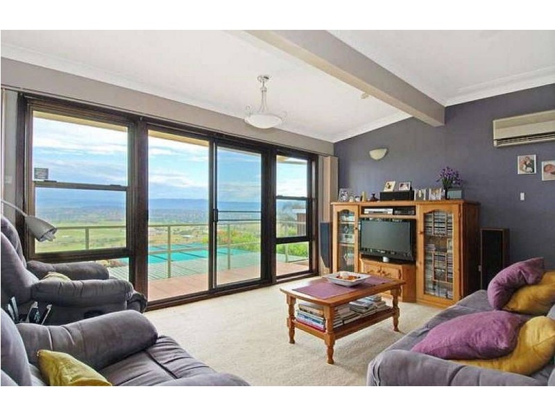 175 Farmborough Road, Farmborough Heights NSW 2526