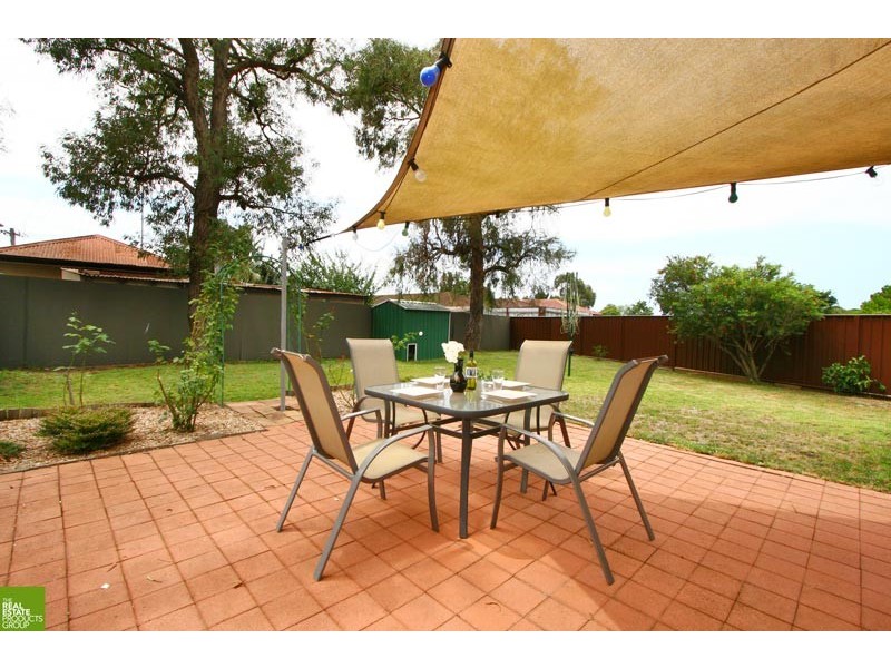 1/68 Jane Avenue, Lake Heights NSW 2502