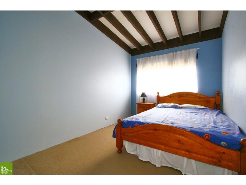 1/68 Jane Avenue, Lake Heights NSW 2502