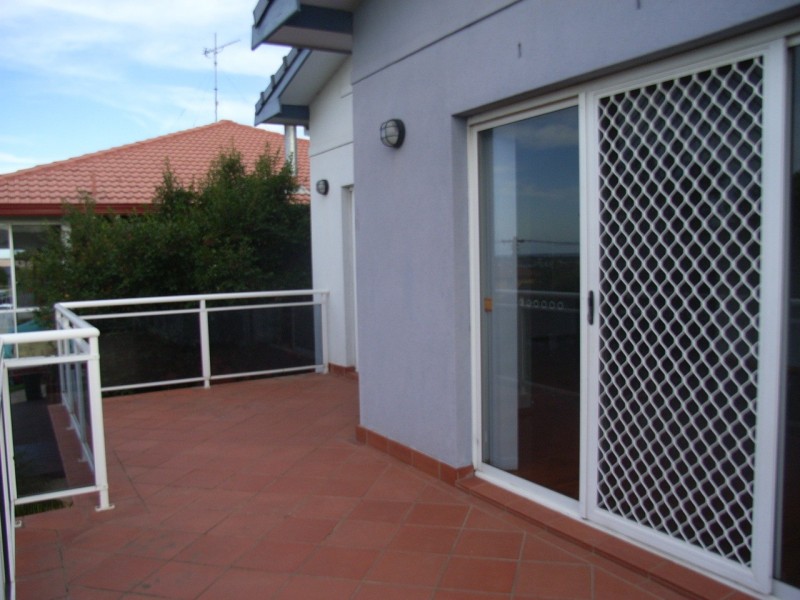 1/55 Cuthbert Drive, Mount Warrigal NSW 2528