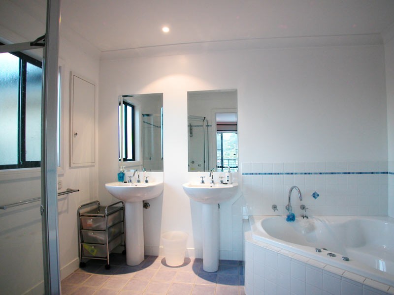 20 Sugarwood Close, Farmborough Heights NSW 2526