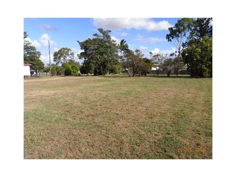 106 Faust Street, Proserpine QLD 4800