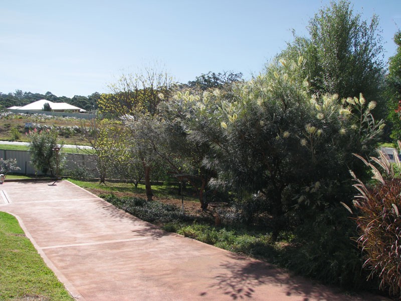 15 Clifford Close, Mollymook NSW 2539