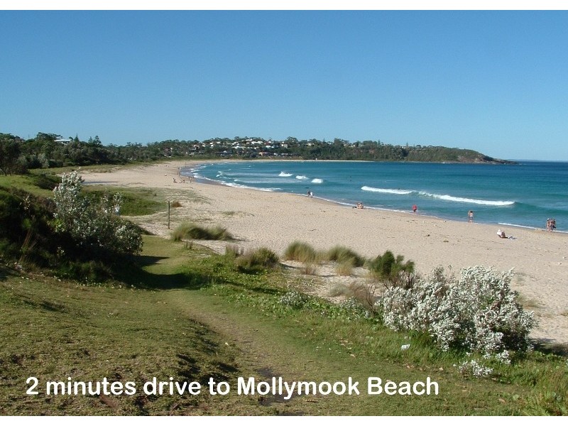 15 Clifford Close, Mollymook NSW 2539