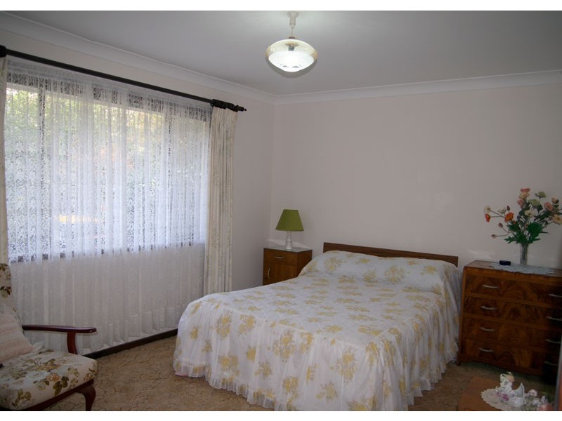 8 Rosella Ave, Mollymook NSW 2539