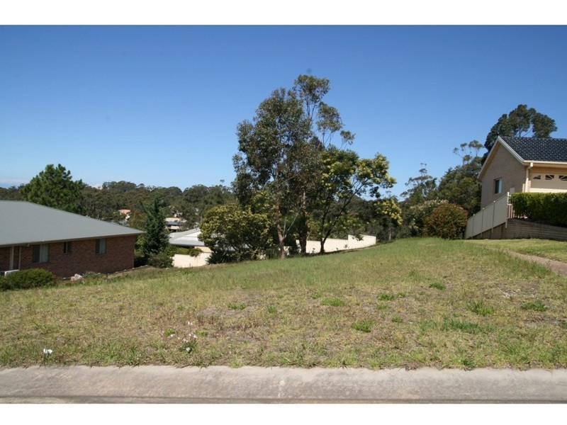 14 Seaspray St, Narrawallee NSW 2539