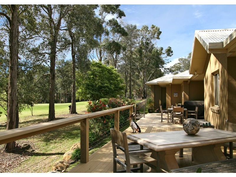 31 Clyde St, Mollymook NSW 2539