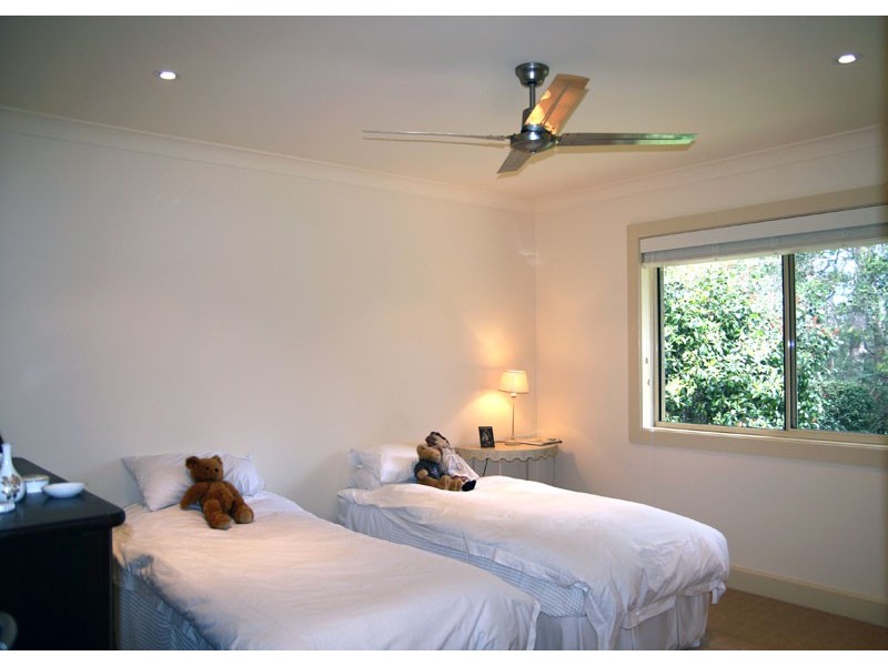 31 Clyde St, Mollymook NSW 2539