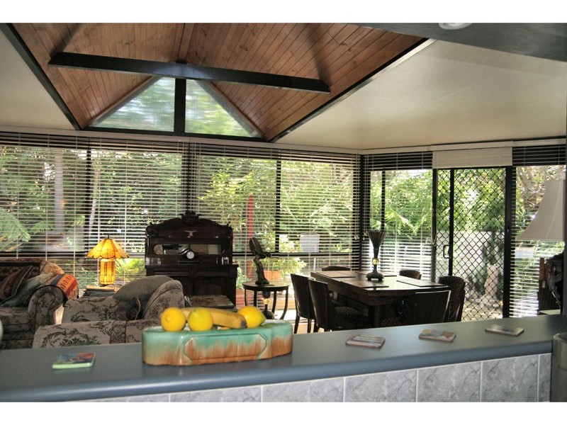 11 Parkview Pde, Mollymook NSW 2539