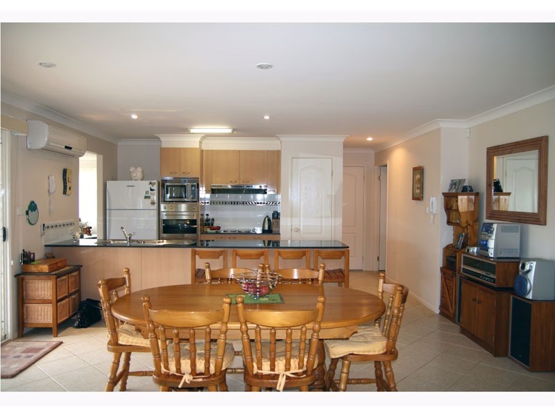 96 Golden Wattle Dr, Ulladulla NSW 2539