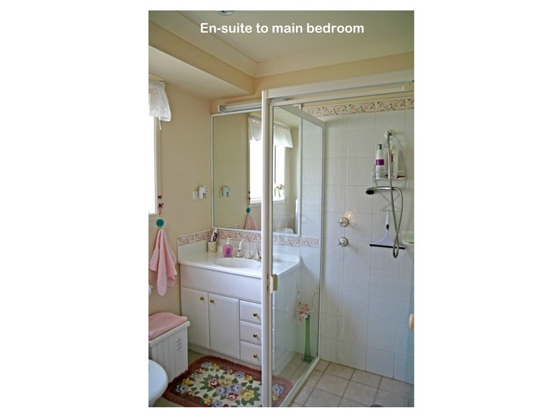 96 Golden Wattle Dr, Ulladulla NSW 2539