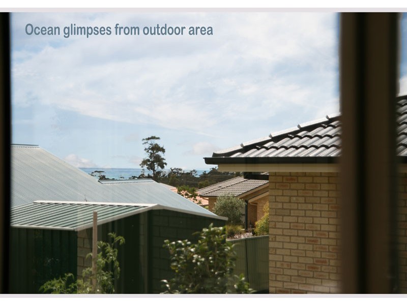 96 Golden Wattle Dr, Ulladulla NSW 2539