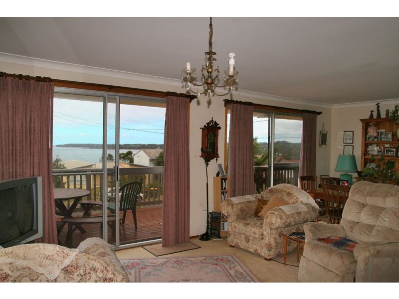 133 Mitchell Pde, Mollymook NSW 2539