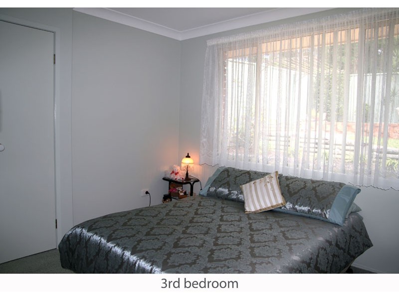 107 Leo Dr, Narrawallee NSW 2539