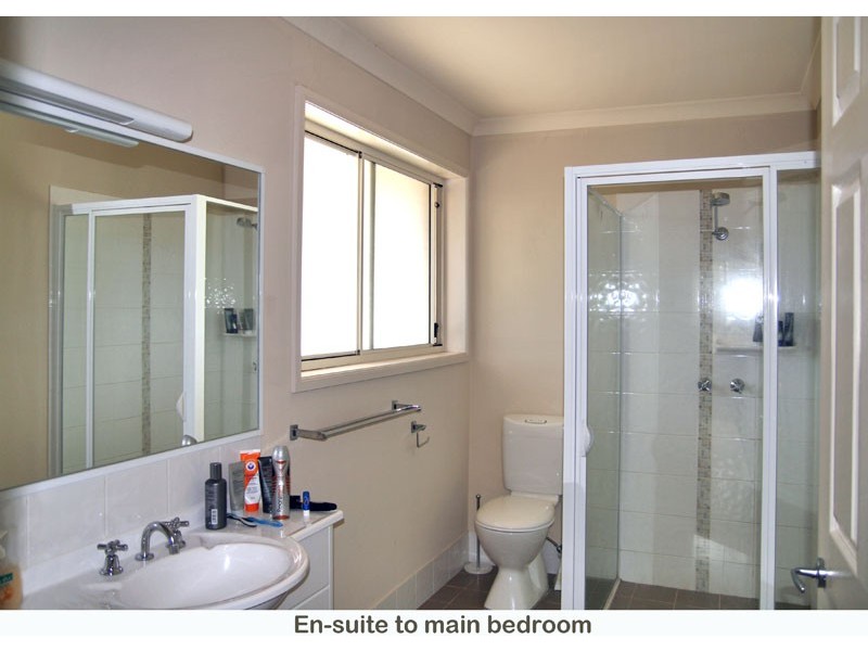 13 Yarrawonga Dr, Mollymook NSW 2539