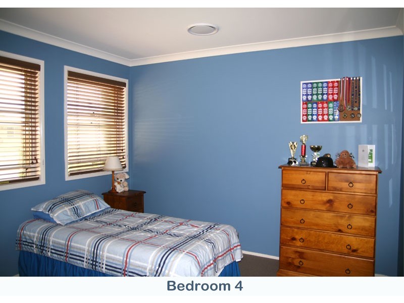 13 Yarrawonga Dr, Mollymook NSW 2539