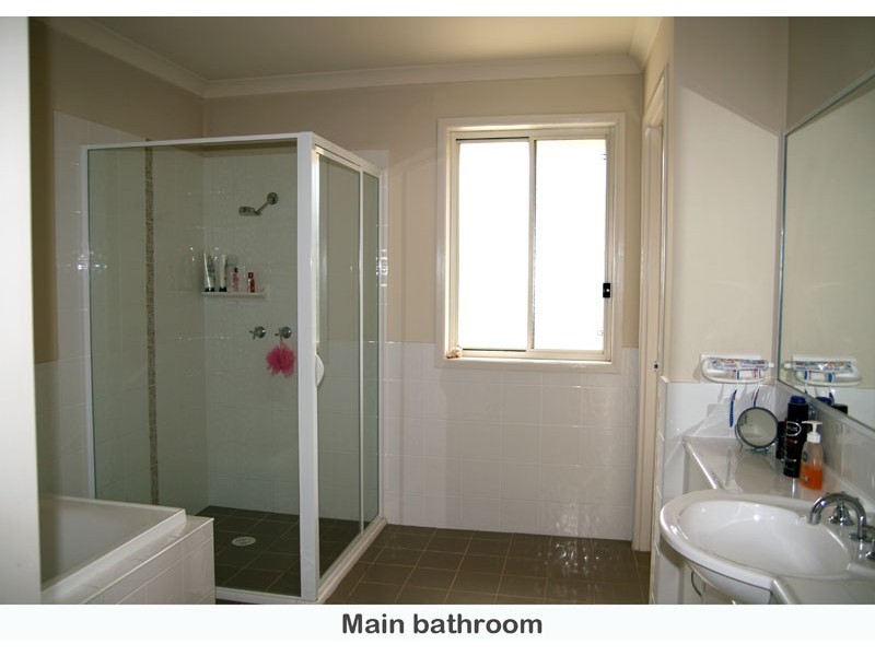 13 Yarrawonga Dr, Mollymook NSW 2539