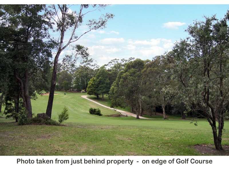 13 Yarrawonga Dr, Mollymook NSW 2539