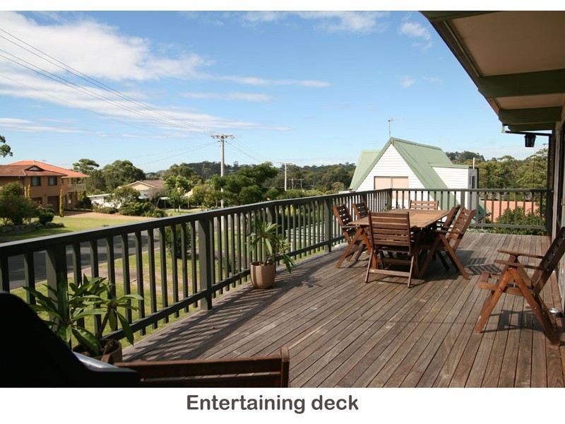 85 Carroll Ave, Mollymook NSW 2539