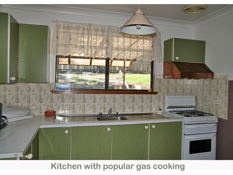 5 Charles St, Milton NSW 2538