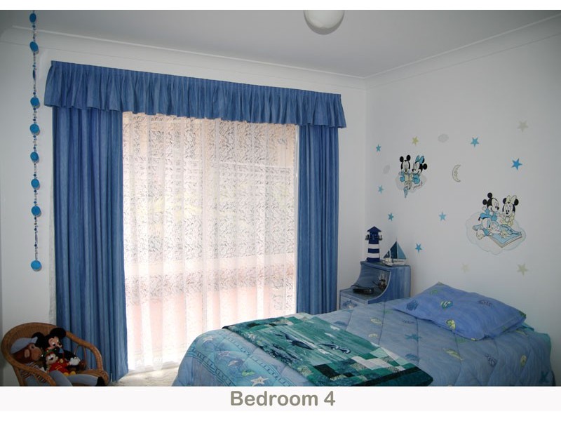 111 Leo Drive, Narrawallee NSW 2539