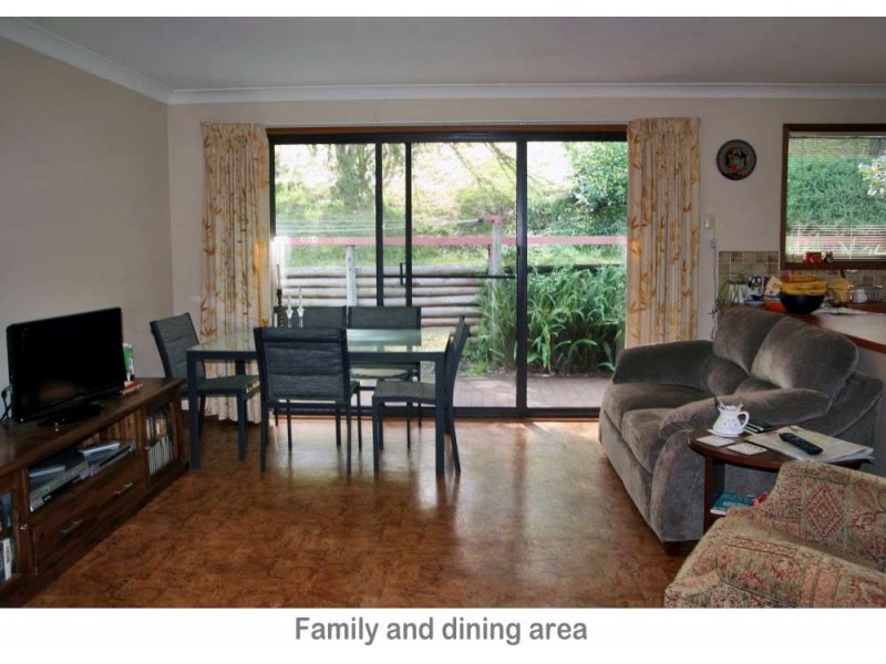 56 Valley Drive, Mollymook NSW 2539