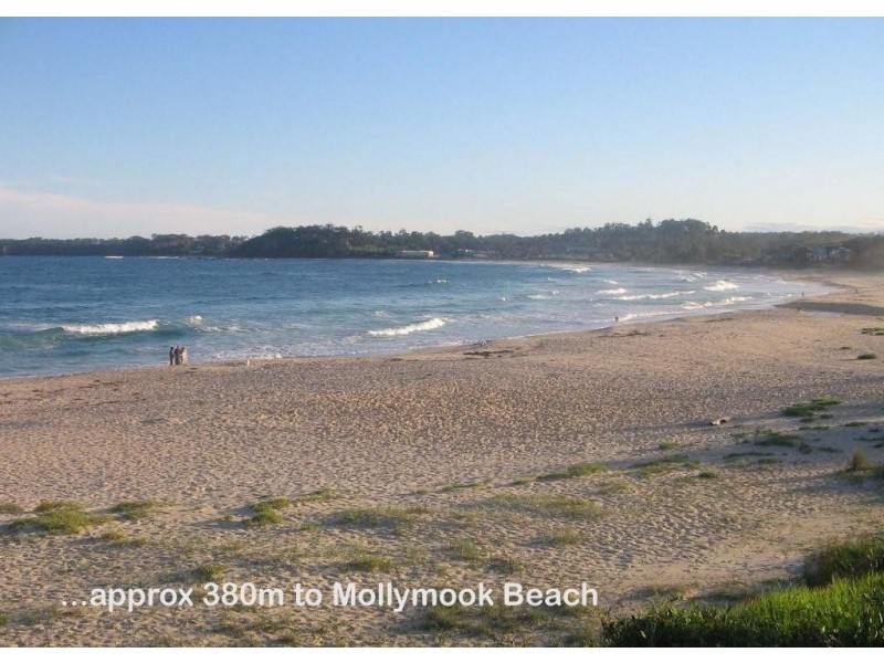 33 Anker Ave, Mollymook NSW 2539