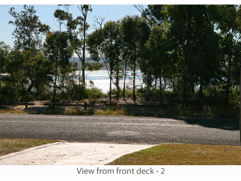 73 Bannister Head Rd, Mollymook Beach NSW 2539