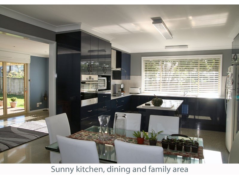 5 Toorak Close, Mollymook NSW 2539