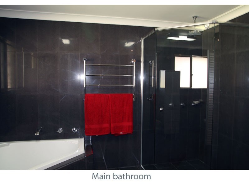 5 Toorak Close, Mollymook NSW 2539