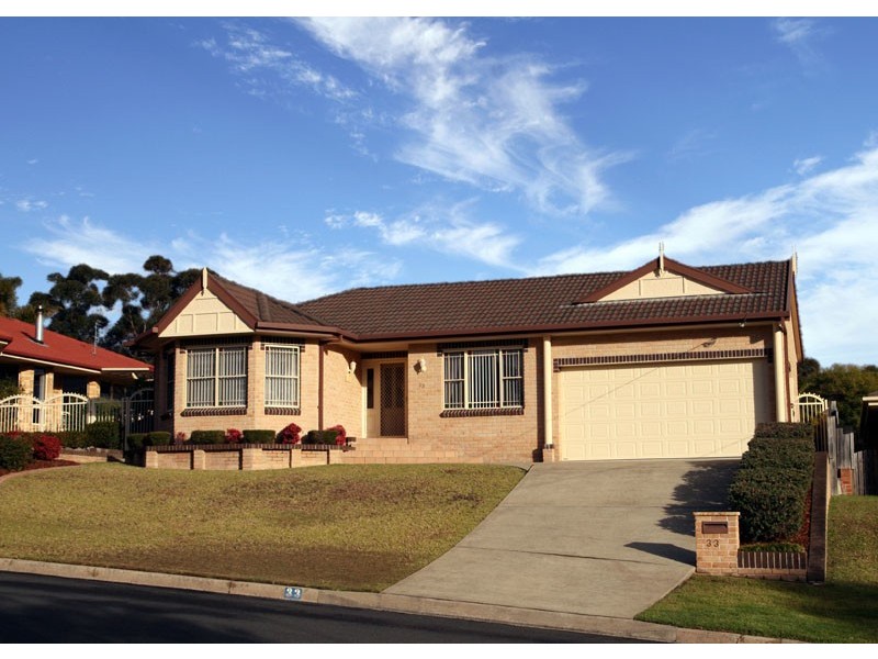 33 Leo Dr, Narrawallee NSW 2539