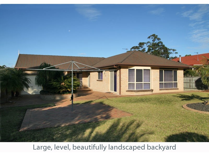 33 Leo Dr, Narrawallee NSW 2539