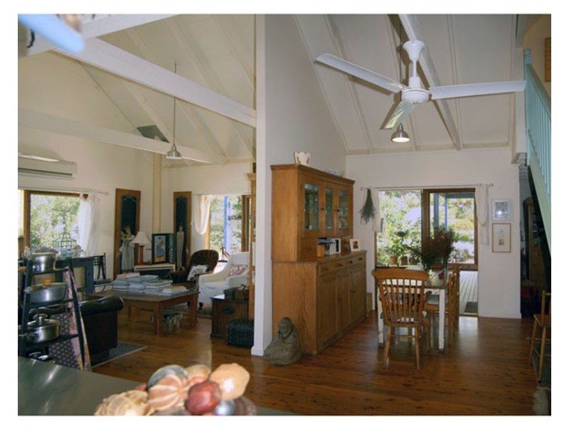 7 Anker Ave, Mollymook NSW 2539