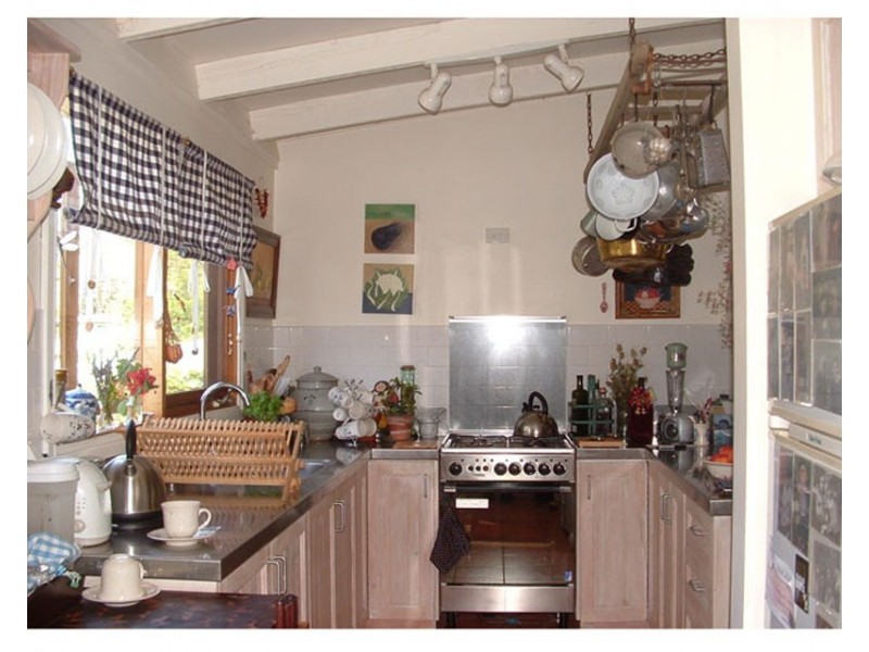 7 Anker Ave, Mollymook NSW 2539