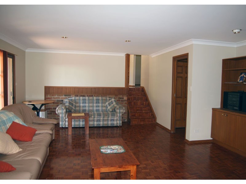 7 Toorak Close, Mollymook NSW 2539