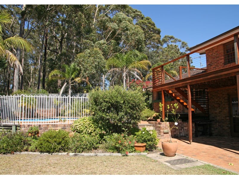 7 Toorak Close, Mollymook NSW 2539