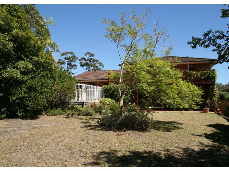 7 Toorak Close, Mollymook NSW 2539
