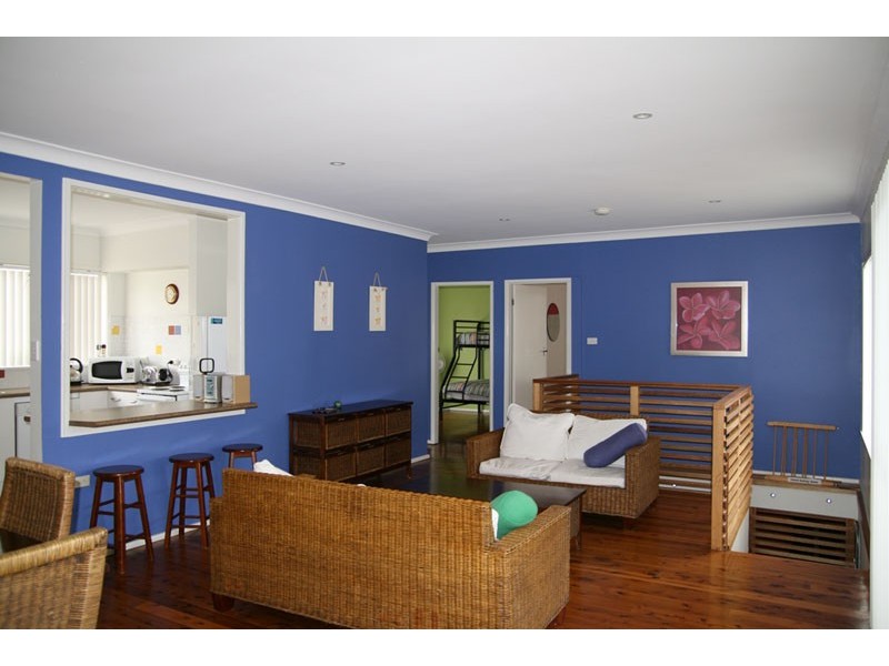 29 Tallwood Ave, Mollymook NSW 2539
