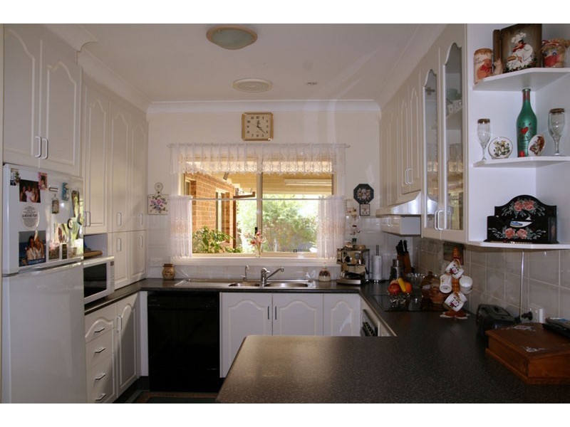 11 Sagitarius Way, Narrawallee NSW 2539