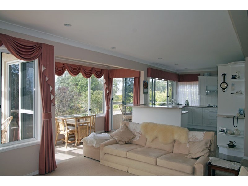 29 Matron Porter Drive, Narrawallee NSW 2539