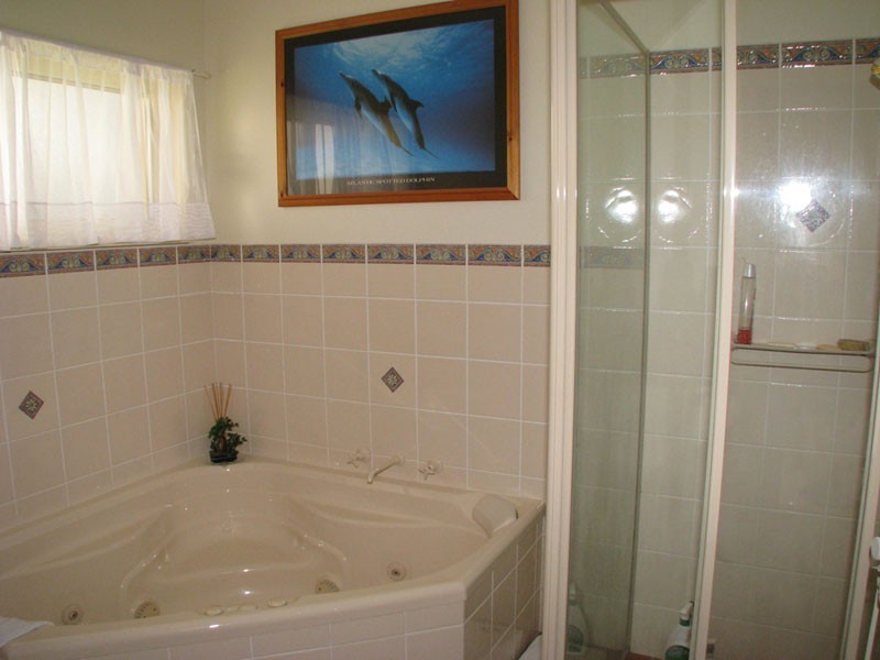 2 Macleay St, Narrawallee NSW 2539