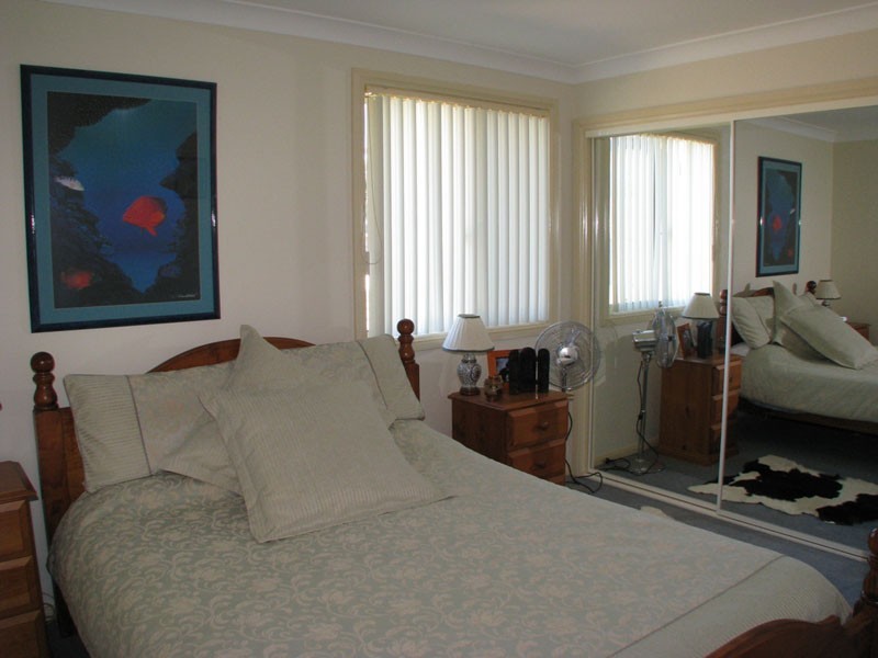 2 Macleay St, Narrawallee NSW 2539