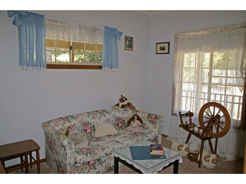 14 Molloy Street, Mollymook NSW 2539