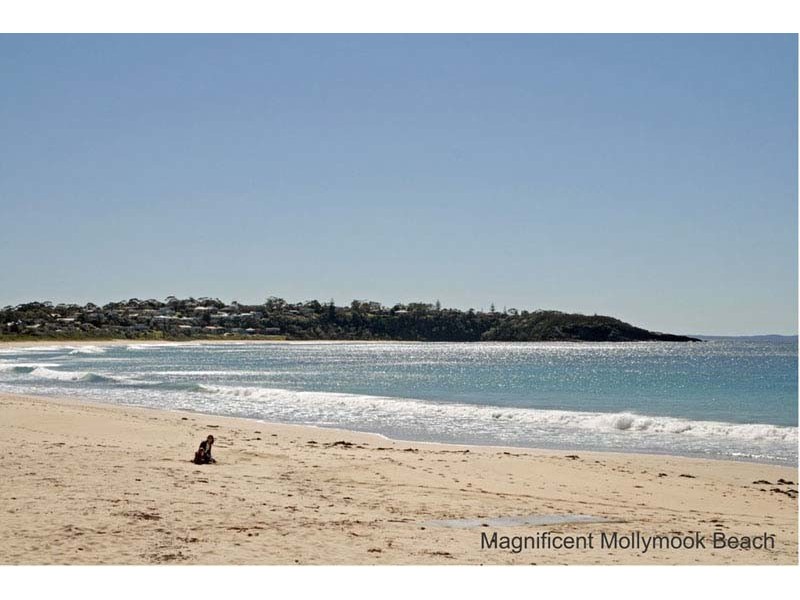 14 Molloy Street, Mollymook NSW 2539