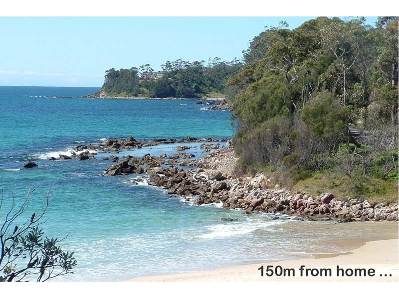 10 Booth Ave, Narrawallee NSW 2539