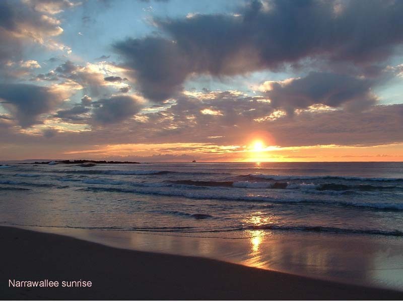 10 Booth Ave, Narrawallee NSW 2539