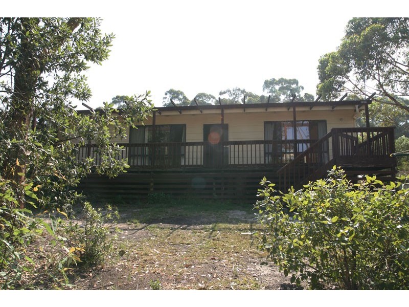 100 Leo Dr, Narrawallee NSW 2539