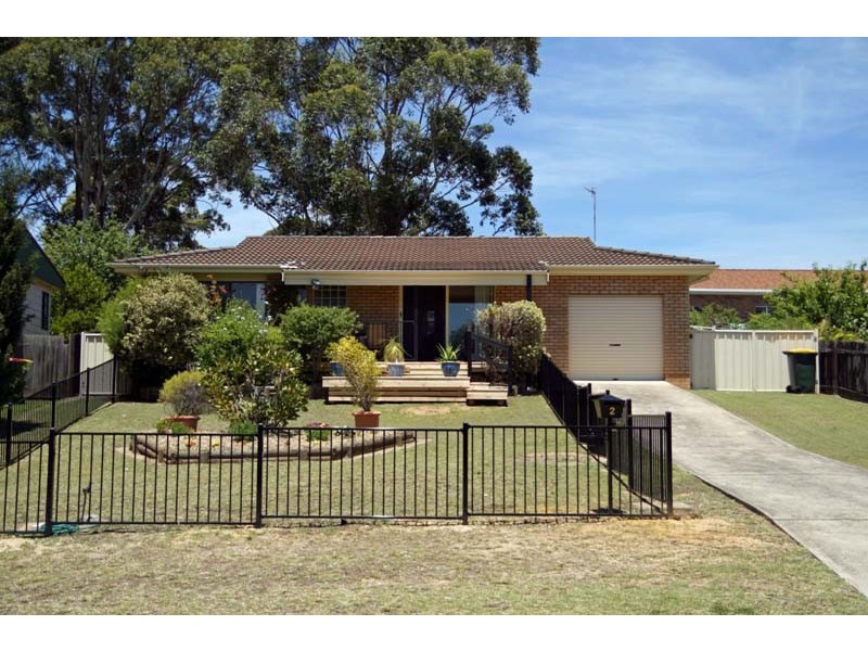 2 Virgo Pl, Narrawallee NSW 2539