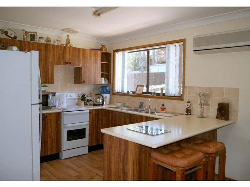 2 Virgo Pl, Narrawallee NSW 2539